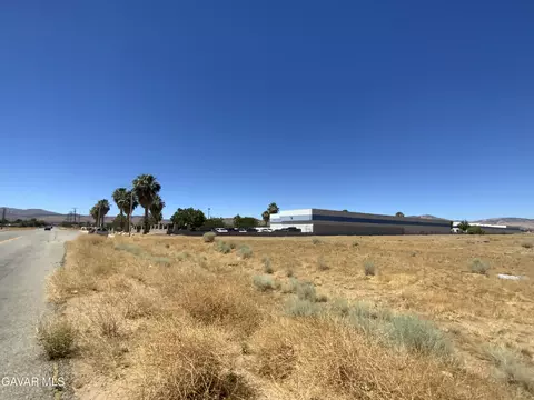 30 Th Ste 30th Ste # P10, Palmdale, CA 93550 photo 5