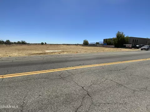 30 Th Ste 30th Ste # P10, Palmdale, CA 93550