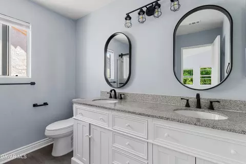 Bath - 37666 Scomar St, Palmdale, CA 93550 photo 2 of 3
