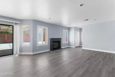 Living - 37666 Scomar St, Palmdale, CA 93550 photo 4 of 4