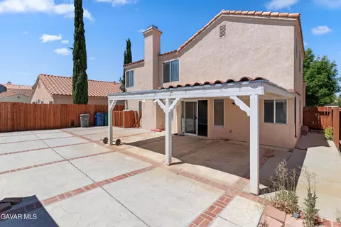 Exterior - 37666 Scomar St, Palmdale, CA 93550 photo 6 of 6