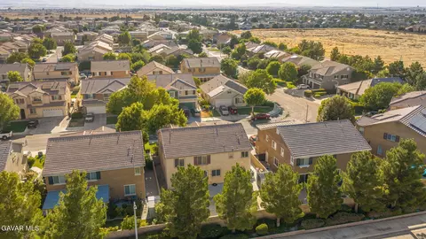 View/Area - 43934 Spring St, Lancaster, CA 93536 photo 4 of 6