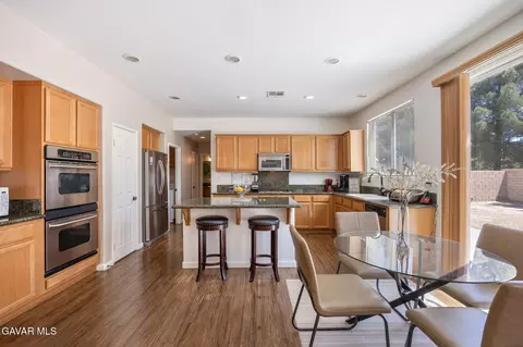 Kitchen - 43934 Spring St, Lancaster, CA 93536 photo 2 of 7