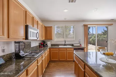 Kitchen - 43934 Spring St, Lancaster, CA 93536 photo 7 of 7