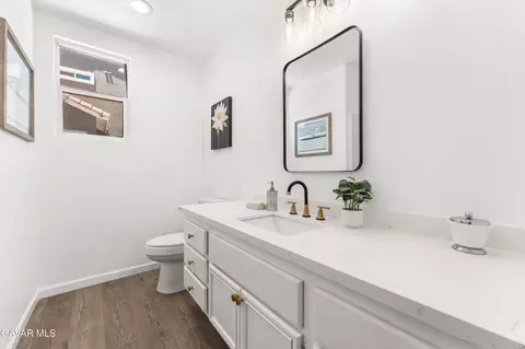 Bath - 7531 Ridge View Dr, Lancaster, CA 93536 photo 1 of 5