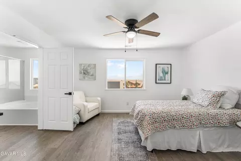 Bedroom - 7531 Ridge View Dr, Lancaster, CA 93536 photo 4 of 9