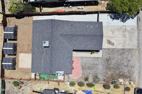 View/Area - 21500 Circle Dr, Tehachapi, CA 93561 photo 2 of 2
