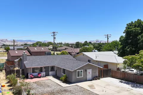 View/Area - 21500 Circle Dr, Tehachapi, CA 93561 photo 1 of 2