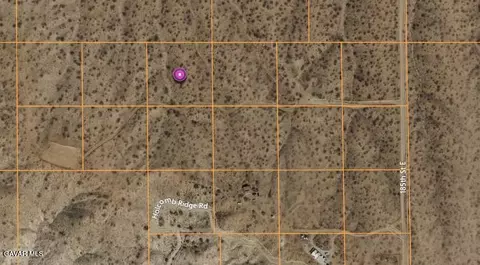182 E Nn E Vic Avenue Z St, Llano, CA 93544 photo 2