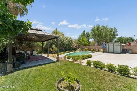 Exterior - 44830 Lorimer Ave, Lancaster, CA 93534 photo 1 of 2