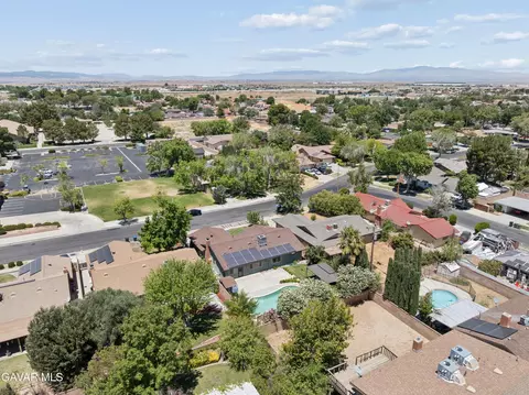 View/Area - 44830 Lorimer Ave, Lancaster, CA 93534 photo 2 of 4