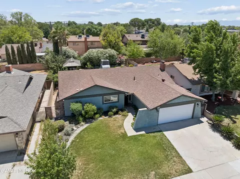 View/Area - 44830 Lorimer Ave, Lancaster, CA 93534 photo 4 of 4