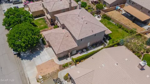 View/Area - 44643 Leslie Ct, Lancaster, CA 93535 photo 4 of 4