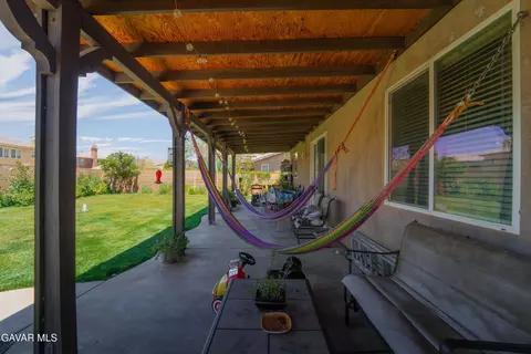 Exterior - 44643 Leslie Ct, Lancaster, CA 93535 photo 3 of 8
