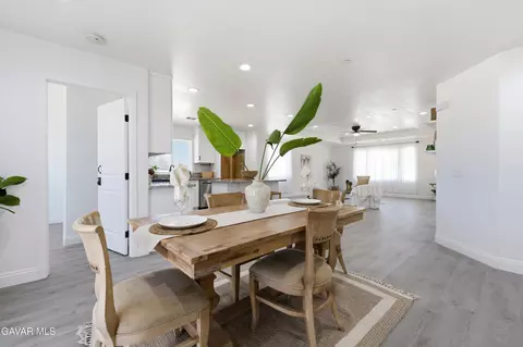 Dining - 20601 Country Club Dr, Tehachapi, CA 93561 photo 2 of 2