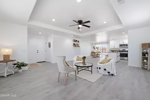 Other - 20601 Country Club Dr, Tehachapi, CA 93561 photo 2 of 8