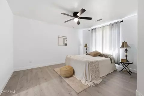 Bedroom - 20601 Country Club Dr, Tehachapi, CA 93561 photo 1 of 1