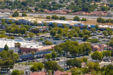 View/Area - 2543 Lawrence Ave, Lancaster, CA 93536 photo 9 of 10