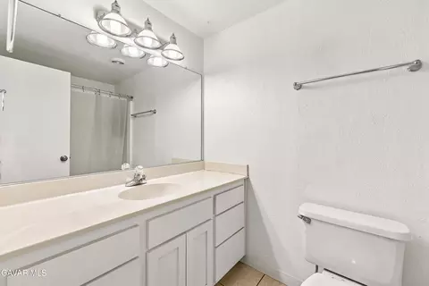Bath - 44330 Raysack Ave, Lancaster, CA 93535 photo 1 of 2