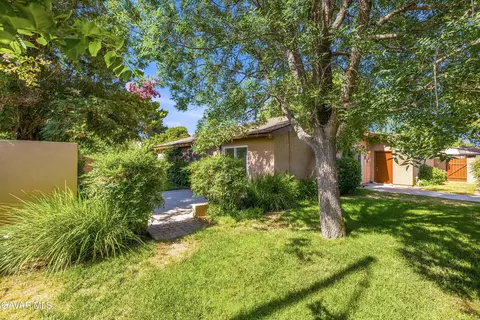 Exterior - 44330 Raysack Ave, Lancaster, CA 93535 photo 7 of 8
