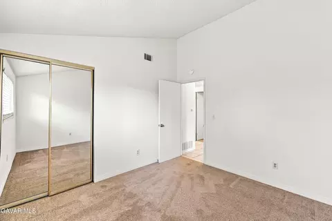 Bedroom - 44330 Raysack Ave, Lancaster, CA 93535 photo 6 of 8