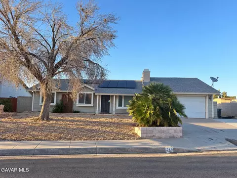 1719 Hitchcock Pl, Palmdale, CA 93550