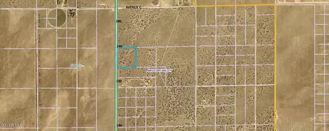 190 St West Ave C-4, Lancaster, CA 93536 photo 3