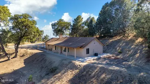 Other - 25340 Deertrail Dr, Tehachapi, CA 93561 photo 8 of 12