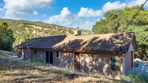 Other - 25340 Deertrail Dr, Tehachapi, CA 93561 photo 9 of 12