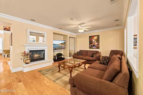 Living - 3625 Paddock Way, Lancaster, CA 93536 photo 1 of 3