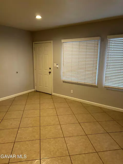 Living - Undisclosed, Lancaster, CA 93535 photo 1 of 4