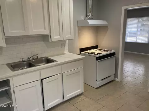 Kitchen - Undisclosed, Lancaster, CA 93535 photo 1 of 4