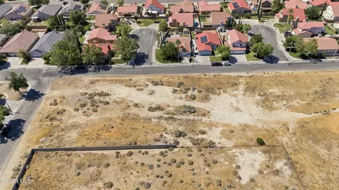 36 Th St W Cor 36th Stw # J4, Lancaster, CA 93535 photo 7
