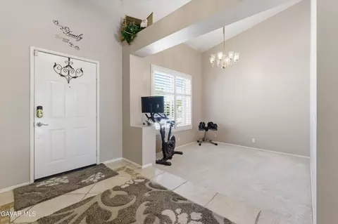 Entry Way - 43244 Haven Pl, Lancaster, CA 93536 photo 1 of 4