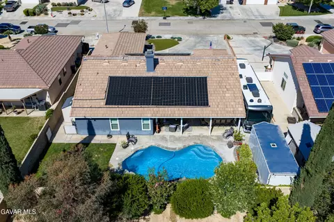 View/Area - 43244 Haven Pl, Lancaster, CA 93536 photo 6 of 9