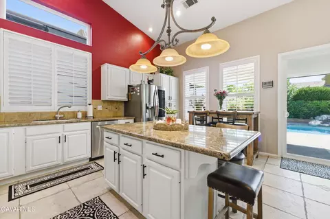 Kitchen - 43244 Haven Pl, Lancaster, CA 93536 photo 2 of 3