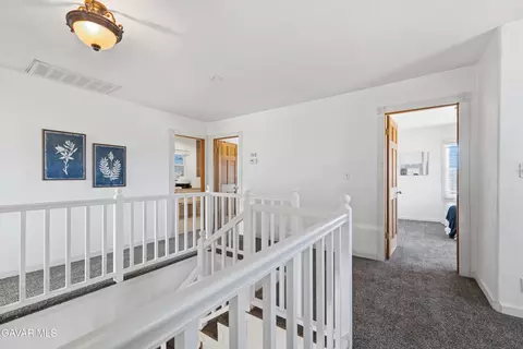 Entry Way - 18518 Pellisier Rd, Tehachapi, CA 93561 photo 3 of 3