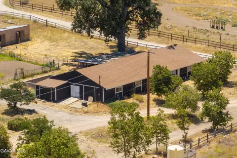 Other - 18518 Pellisier Rd, Tehachapi, CA 93561 photo 8 of 10