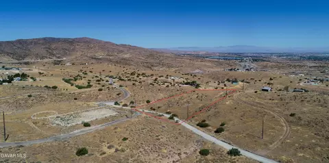 2000 Carson Mesa Rd, Palmdale, CA 93550 photo 2