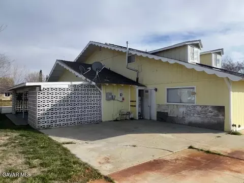 Exterior - 601 Maple St, Tehachapi, CA 93561 photo 4 of 5