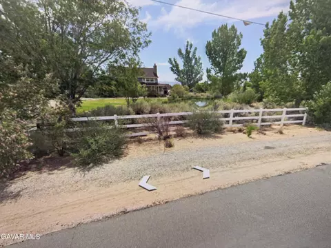 1001 Hunter Rd, Lone Pine, CA 93545 photo 4
