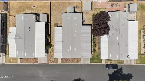 View/Area - 2121 E Avenue I #73, Lancaster, CA 93535 photo 1 of 4