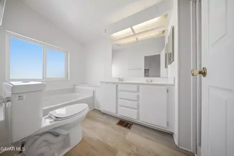 Bath - 2121 E Avenue I #73, Lancaster, CA 93535 photo 1 of 2