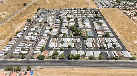 View/Area - 2121 E Avenue I #73, Lancaster, CA 93535 photo 3 of 4