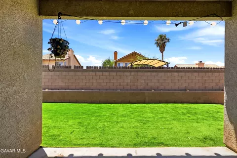 Exterior - 418 E Avenue J7, Lancaster, CA 93535 photo 3 of 8