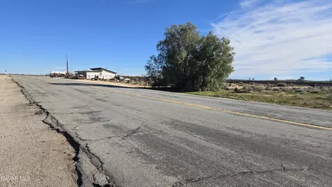 Twenty Mule Team Rd, Boron, CA 93516 photo 7