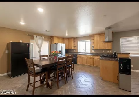 37551 29th St, Palmdale, CA 93550 photo 7