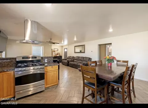 37551 29th St, Palmdale, CA 93550 photo 5