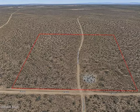 County Road, Adelanto, CA 92301 photo 2