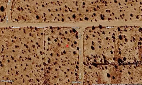 Berendo Dr, California City, CA 93505